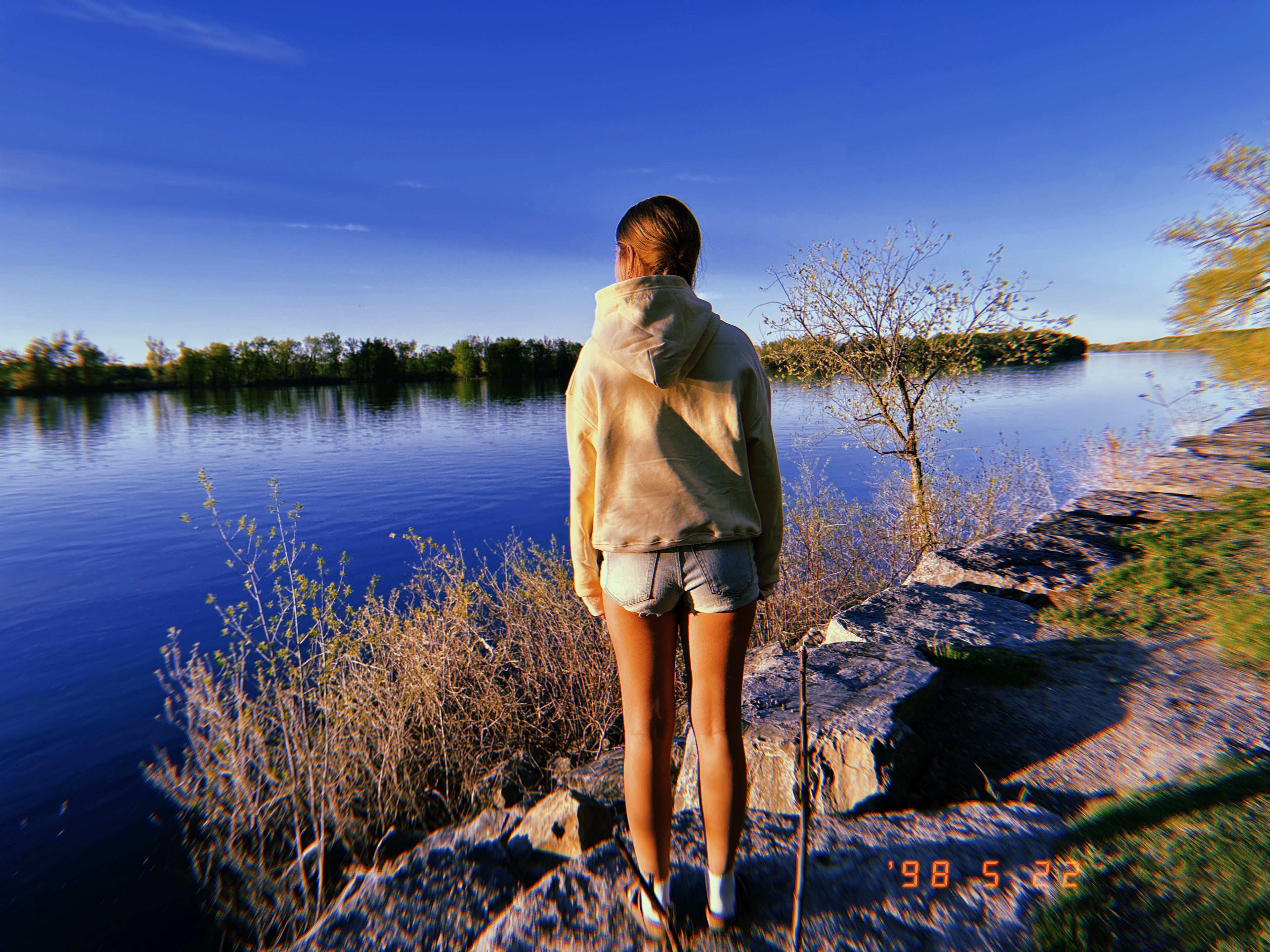 Amiska Hoodie - Golden Hour