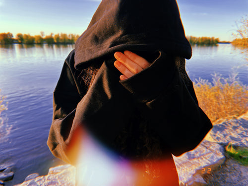Amiska Hoodie - After Dusk