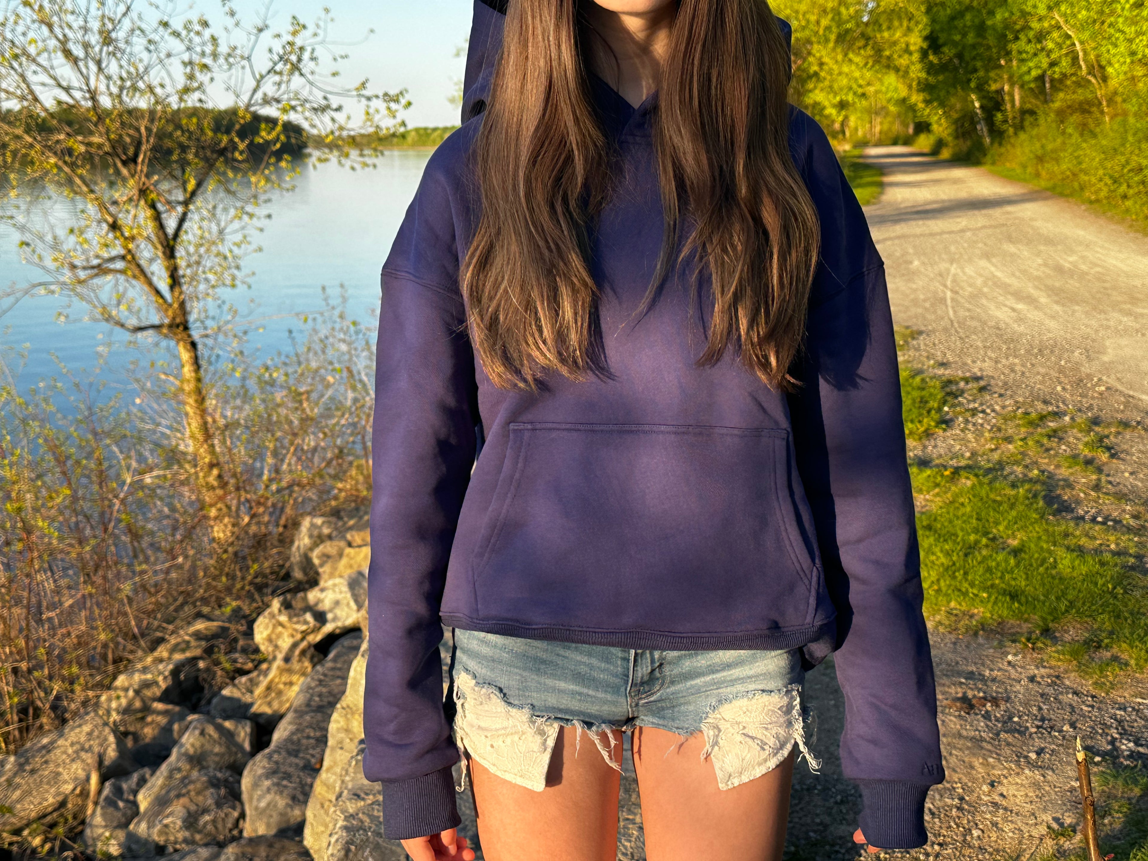 Amiska Hoodie - Midnight Tide